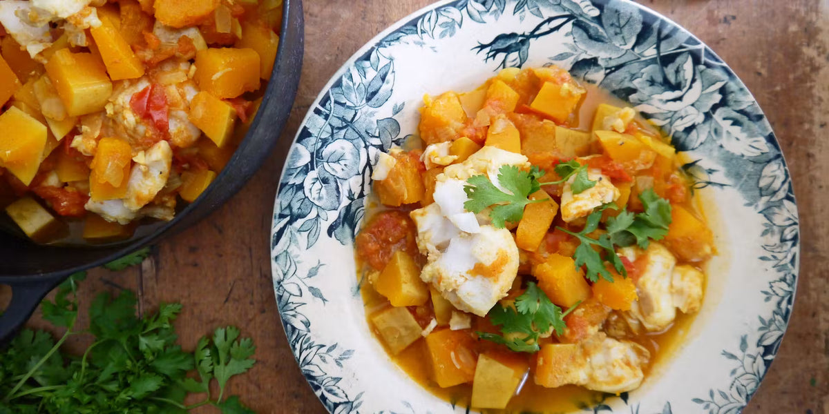 Visstoof met pompoen, tomaten, ras el hanout en koriander