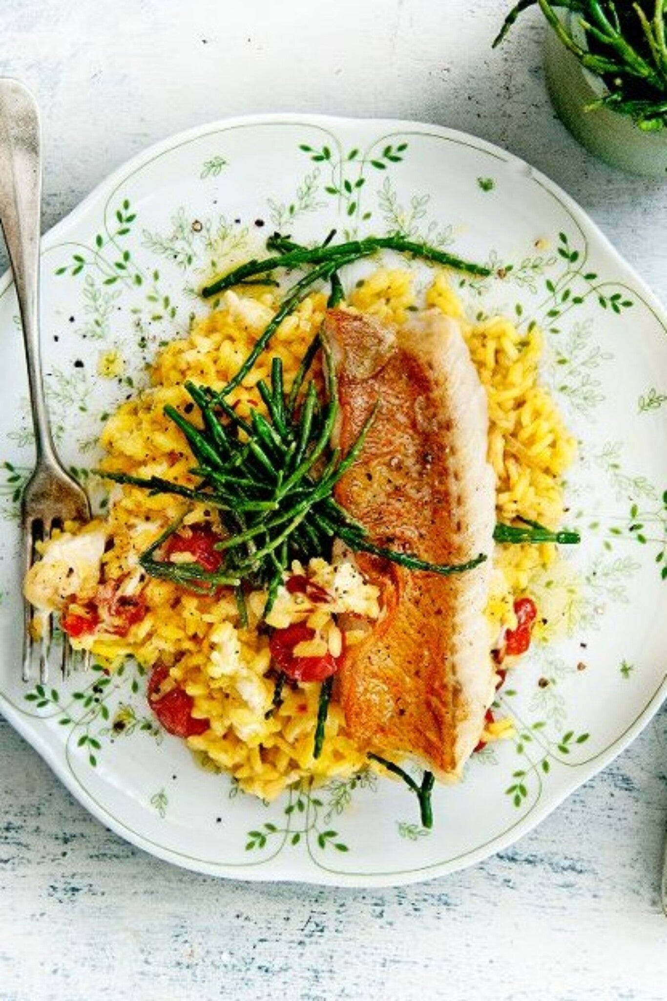 Vers uit de diepvries: Roodbaarsfilet met romige saffraanzeekraalrisotto