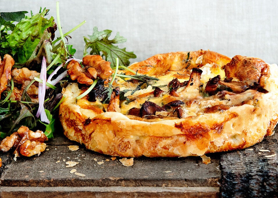 Quiche met cantharellen, brie en walnoot