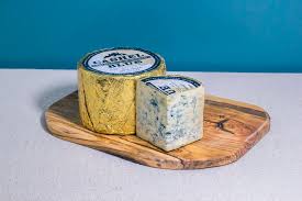 Cashel Blue: Blauwaderkaas van de familie Grubb uit Ierland; per 100 gram