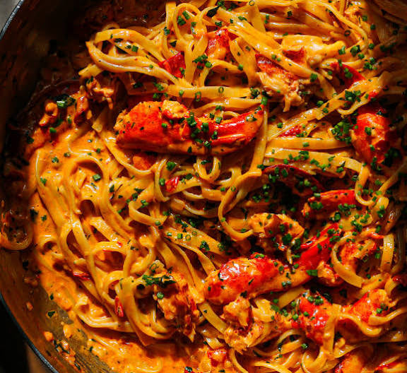 Pasta in langoustinesaus met gamba’s