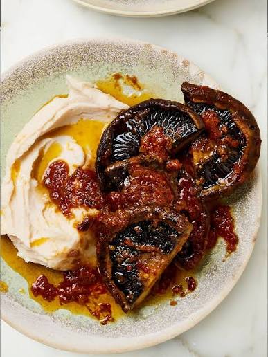 Dinsdag 25 augustus; Ottolenghi portobello steak met boterbonen puree