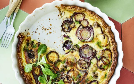 Paddestoelen Quiche met gekaramelliseerde rode ui