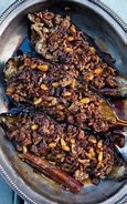 Vers uit de diepvries: Gevulde aubergine met gekruid lamsgehakt en pijnboompitten