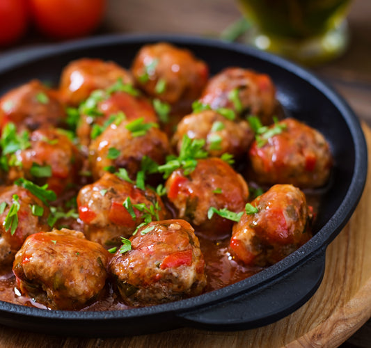 Albondigas: gehaktballetjes in pittige tomatensaus; per 250 gram