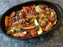 Traybake aardappelen, pastinaak, wortel en rozemarijn